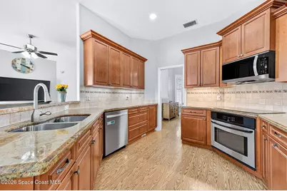 1122 Vestavia Circle, Melbourne, FL 32940 - Photo 9
