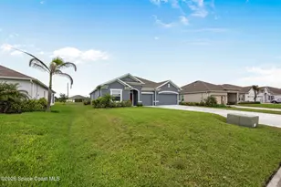 4398 Lago Vis Dr, Micco, FL 32976 - Photo 37
