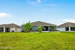 4398 Lago Vis Dr, Micco, FL 32976 - Photo 35