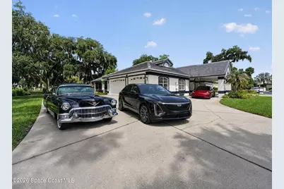 802 Florencia Circle, Titusville, FL 32780 - Photo 3