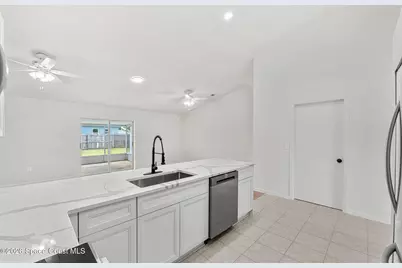 709 Haryestor Avenue SW, Palm Bay, FL 32908 - Photo 13