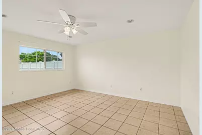 255 W Towne Place, Titusville, FL 32796 - Photo 11