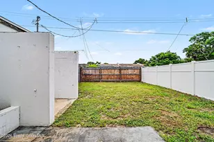255 W Towne Pl, Titusville, FL 32796 - Photo 19