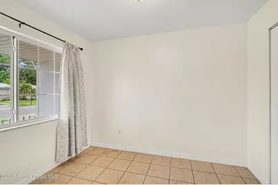 255 W Towne Place, Titusville, FL 32796 - Photo 5