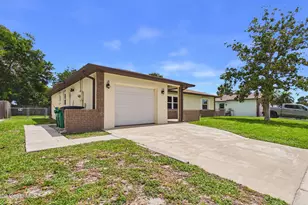 1964 W Shores Rd, Melbourne, FL 32935 - Photo 13