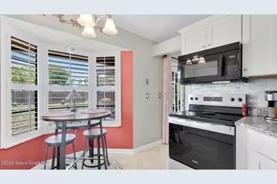 1080 Hammacher Avenue SW, Palm Bay, FL 32908 - Photo 11