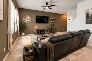 2024 Hemingway Cir, Groveland, FL 34736 - Photo 9
