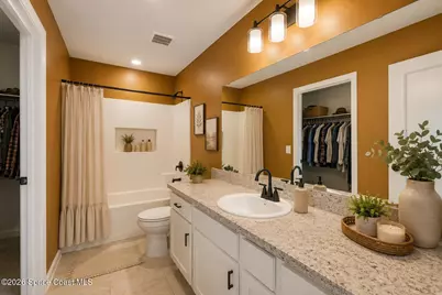 2024 Hemingway Circle, Groveland, FL 34736 - Photo 11