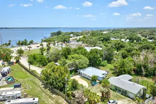 2345 Honeybrook Dr, Melbourne, FL 32940 - Photo 31
