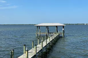 1613 N Indian River Dr, Cocoa, FL 32922 - Photo 11