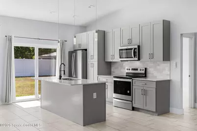 2840 Fontainebleau Avenue SE, Palm Bay, FL 32909 - Photo 13
