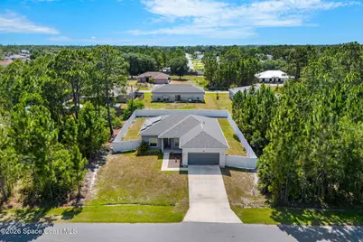 2840 Fontainebleau Avenue SE, Palm Bay, FL 32909 - Photo 3