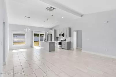 2840 Fontainebleau Avenue SE, Palm Bay, FL 32909 - Photo 11