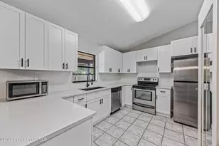 776 Beacon St NW, Palm Bay, FL 32907 - Photo 5