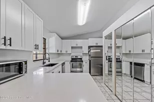 776 Beacon St NW, Palm Bay, FL 32907 - Photo 7