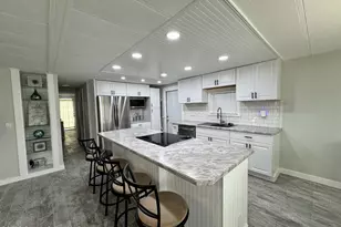 805 Wren Cir, Barefoot Bay, FL 32976 - Photo 27