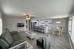 805 Wren Cir, Barefoot Bay, FL 32976 - Photo 31