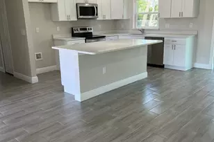 1042 Hickory Ln, Cocoa, FL 32922 - Photo 3