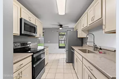 1624 Clover Circle, Melbourne, FL 32935 - Photo 9