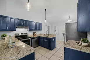 4260 Silver Lake Dr, Melbourne, FL 32901 - Photo 5