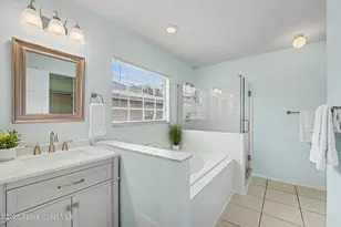 4260 Silver Lake Dr, Melbourne, FL 32901 - Photo 11