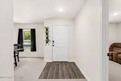 3373 Navajo Avenue SW, Palm Bay, FL 32908 - Photo 9