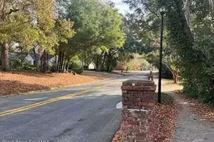2615 Royal Oaks Dr, Tallahassee, FL 32308 - Photo 3