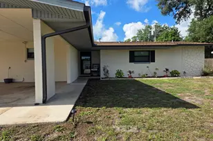 585 Harrison St, Titusville, FL 32780 - Photo 5
