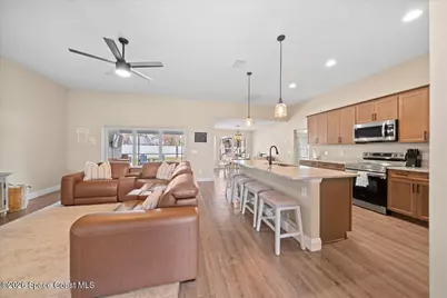 1064 Captiva Island Circle SW, Palm Bay, FL 32908 - Photo 3