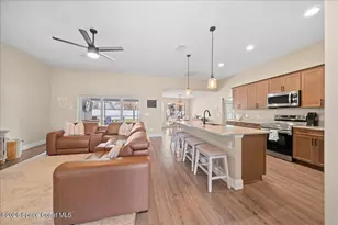 1064 Captiva Island Circle SW, Palm Bay, FL 32908 - Photo 3