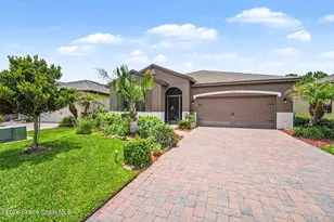 4324 Caladium Cir, West Melbourne, FL 32904 - Photo 3