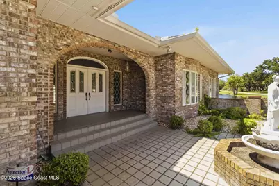628 Pelican Bay Drive, Daytona Beach, FL 32119 - Photo 5