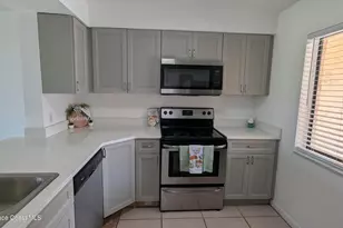 174 San Juan Cir, Melbourne, FL 32935 - Photo 7