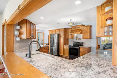 475 Kingston Road, Satellite Beach, FL 32937 - Photo 17