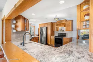 475 Kingston Rd, Satellite Beach, FL 32937 - Photo 17