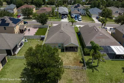 320 Wishing Well Circle SW, Palm Bay, FL 32908 - Photo 17