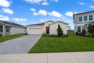 732 Veridian Circle NW, Palm Bay, FL 32907 - Photo 1