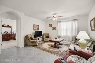 974 Sablon St SE, Palm Bay, FL 32909 - Photo 5