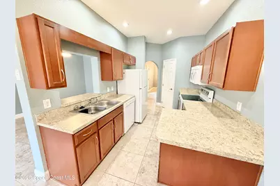 7968 Evelyn Court, Cape Canaveral, FL 32920 - Photo 5