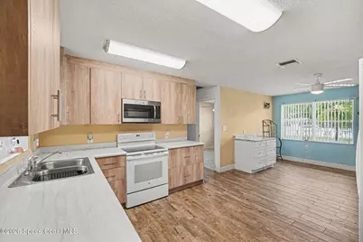 336 Bay Avenue, Cocoa, FL 32922 - Photo 9