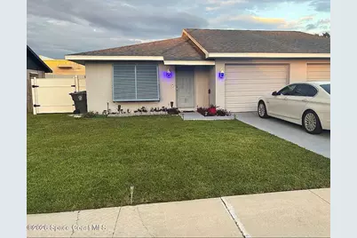 37 E Towne Place, Titusville, FL 32796 - Photo 1