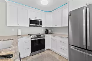 8762 Live Oak Ct, Cape Canaveral, FL 32920 - Photo 5