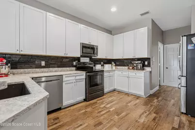 570 Gardendale Circle SE, Palm Bay, FL 32909 - Photo 13