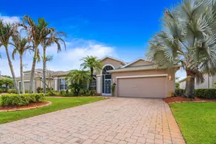 570 Gardendale Cir SE, Palm Bay, FL 32909 - Photo 3