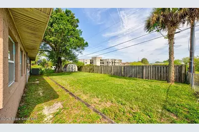 210 Juniper Avenue, Merritt Island, FL 32953 - Photo 9