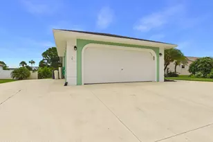 865 George St, Sebastian, FL 32958 - Photo 3