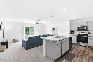 199 Tile Ave SW, Palm Bay, FL 32908 - Photo 5