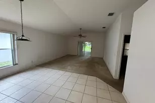 906 Shaw Cir, Melbourne, FL 32940 - Photo 9