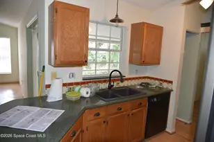 988 Hunt St NW, Palm Bay, FL 32907 - Photo 41