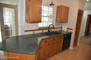 988 Hunt St NW, Palm Bay, FL 32907 - Photo 31